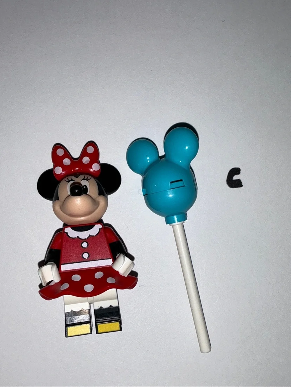 New LEGO Disney 43302 Minifigures Main Street U.S.A.  Minnie Mouse